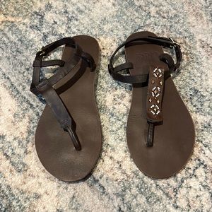 Sseko T-Strap Accent Sandals